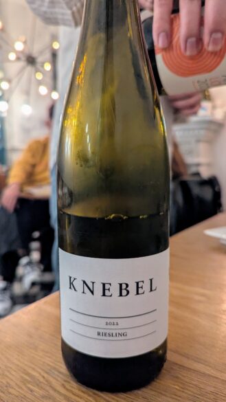 Botella de Knebel Riesling
