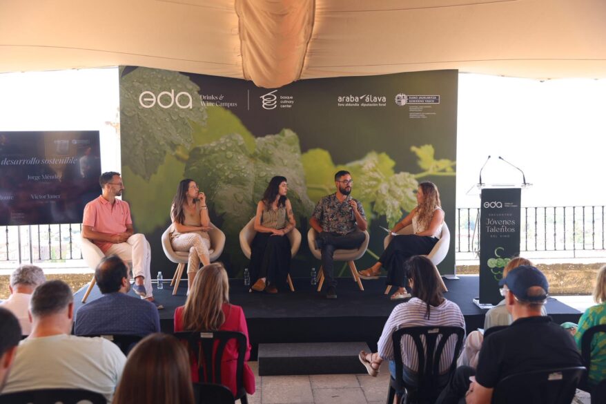 Mesa redonda sobre el enoturismo en el IV Encuentro de Jóvenes Talentos del Vino