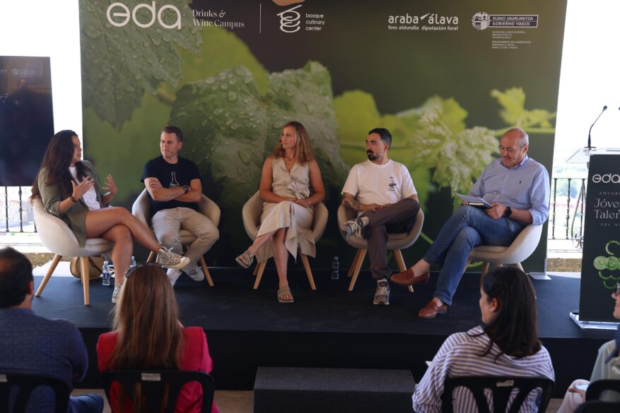 Mesa redonda sobe viticultura en el IV Encuentro de Jóvenes Talentos del Vino