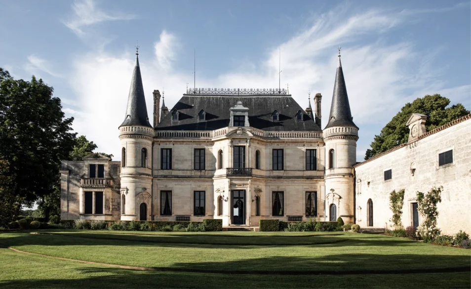 Imagen de la fachada de Château Palmer en Burdeos