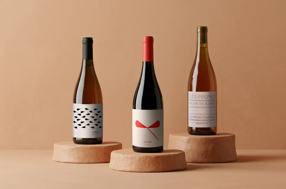 Botellas de vino de la bodega Celler del Roure