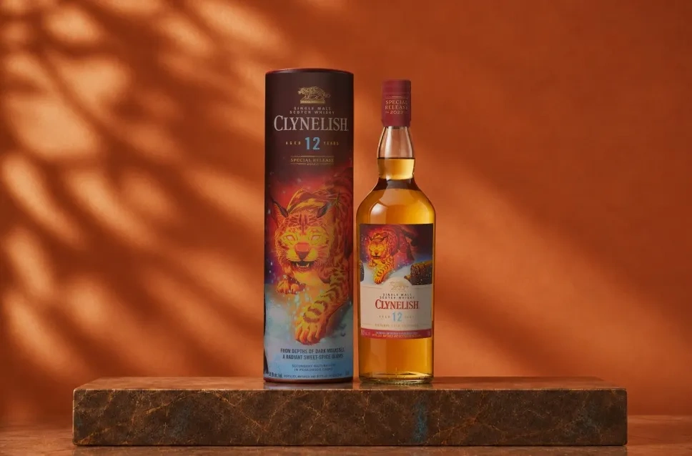 Botella de whisky Clynelish 12 YO Special Release 2022