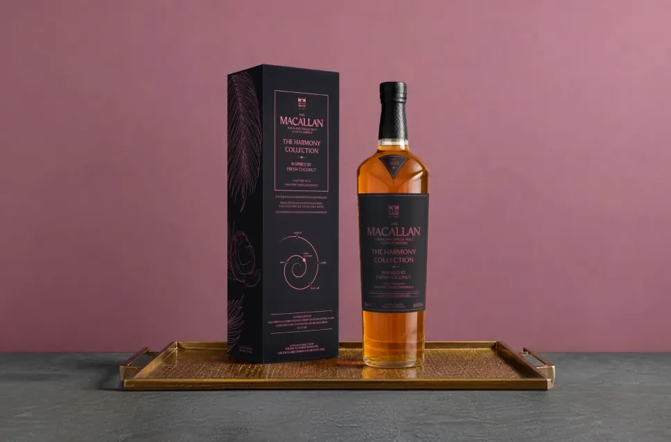 Botella de whisky con estuche The Macallan Harmony Fresh Coconut