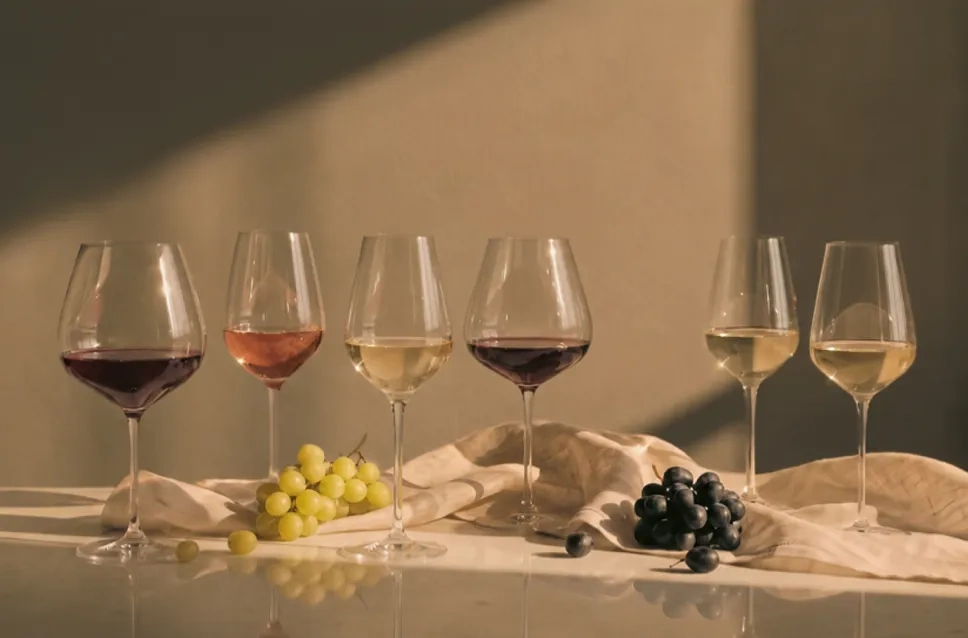 Copas de vino de distintas variedades
