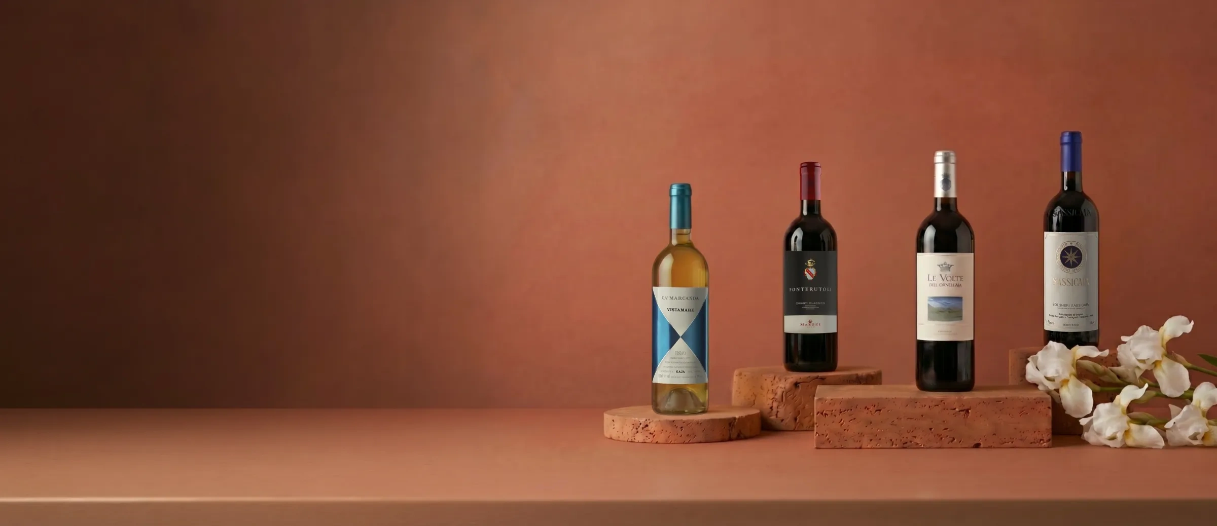 Botellas de vino de la región de la Toscana