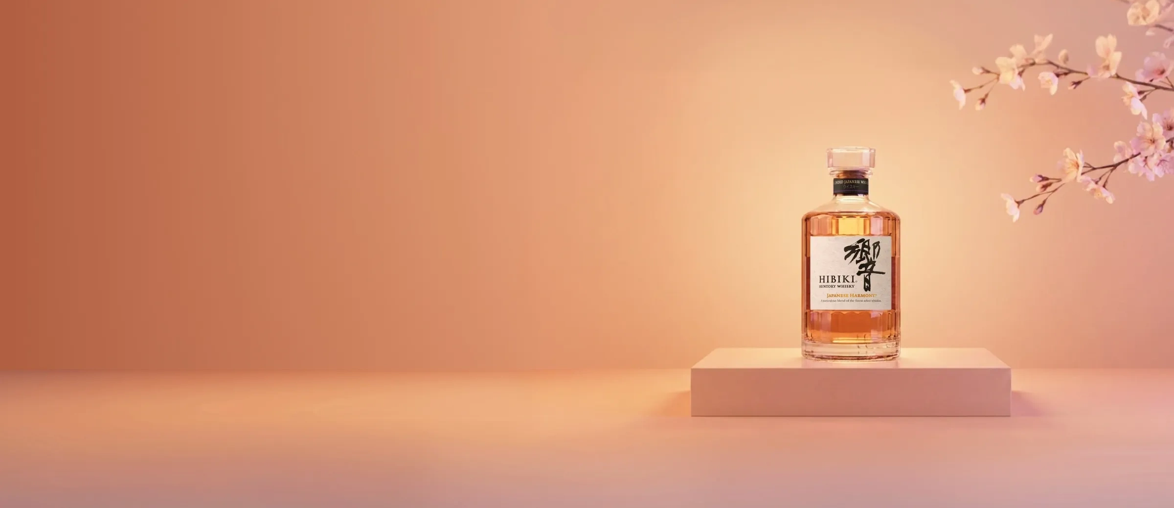 Botella de whisky Hibiki Harmony