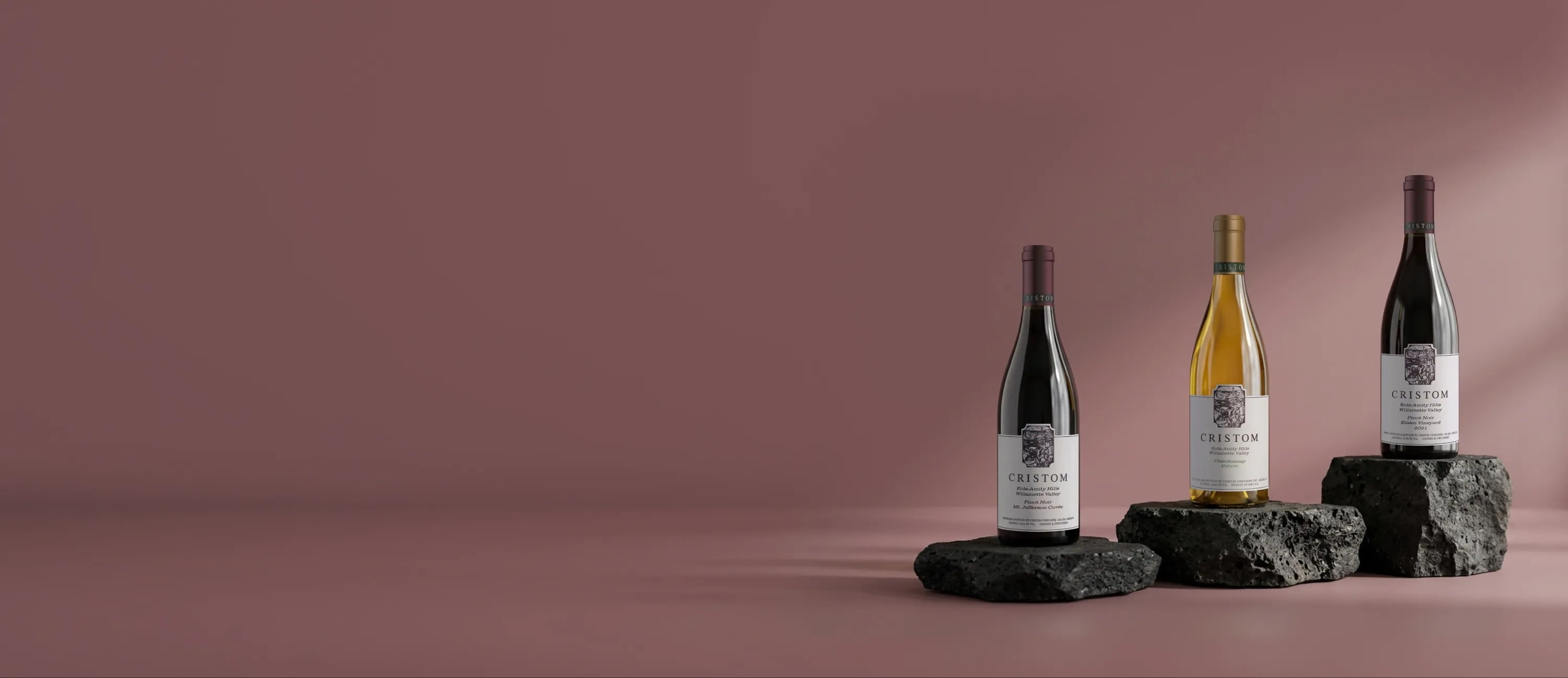 Botellas de vino de la bodega Cristom Vineyards