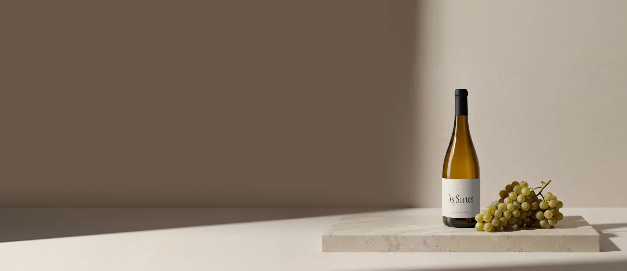 Botella de vino As Sortes 2024