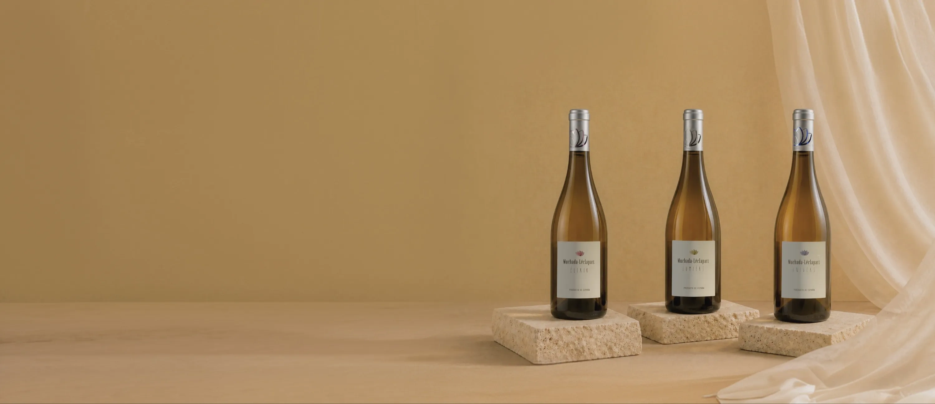 Botellas de vino de la bodega Muchada-Léclapart