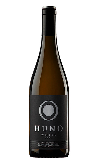 Huno White 2016