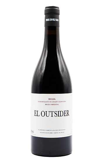 Producto: En Voz Baja El Outsider 2024