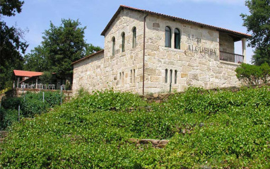 Edificio románico de bodega