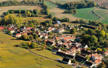 Vista cenital del pueblo de la bodega