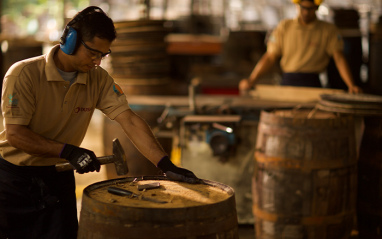 Trabajando las barricas