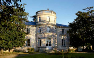 Vista exterior del 'château'