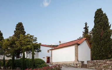 La capilla, datada de 1765, se construyó para proteger a los 'rabelos'