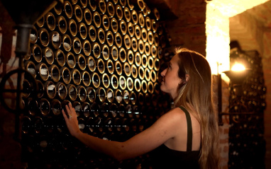 La cava de la bodega permanece a una temperatura óptima