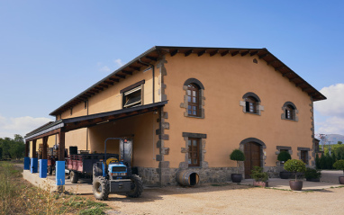 Exterior de la bodega