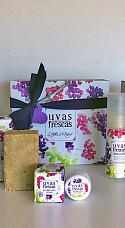 Set caja de madera + crema hidratante + jabón + bálsamo